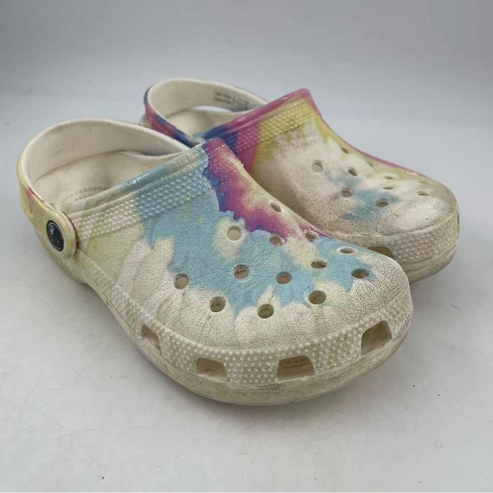 Crocs Unisex Kids Classic Clogs Rainbow Tie Dye Junior Size 3 - (basically a 3Y)
